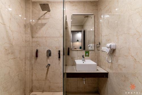 zostel mussoorie mall road