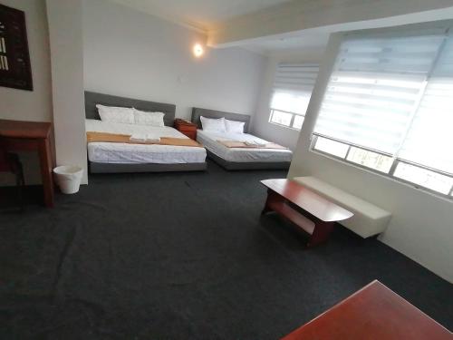mi hotel 2 dungun