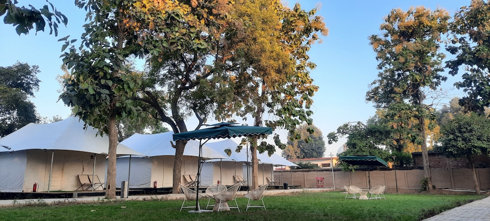 praveg tent city ayodhya brahmakund