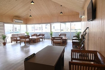 praveg tent city ayodhya brahmakund