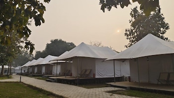 praveg tent city ayodhya brahmakund