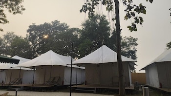 praveg tent city ayodhya brahmakund