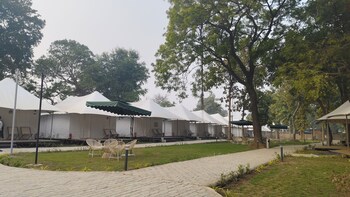praveg tent city ayodhya brahmakund