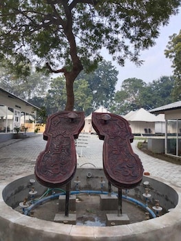 praveg tent city ayodhya brahmakund