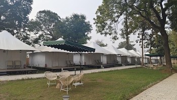 praveg tent city ayodhya brahmakund