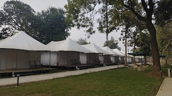 praveg tent city ayodhya brahmakund