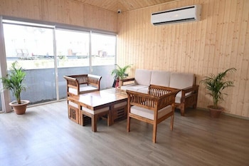 praveg tent city ayodhya brahmakund