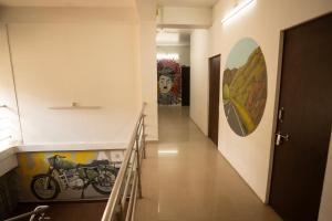 traveler hostel