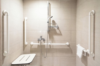 Crowne Plaza Managua By Ihg,Managua Department>>Managua,4 star