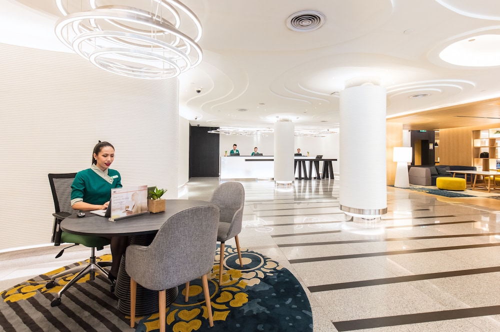holiday inn bangkok by ihg