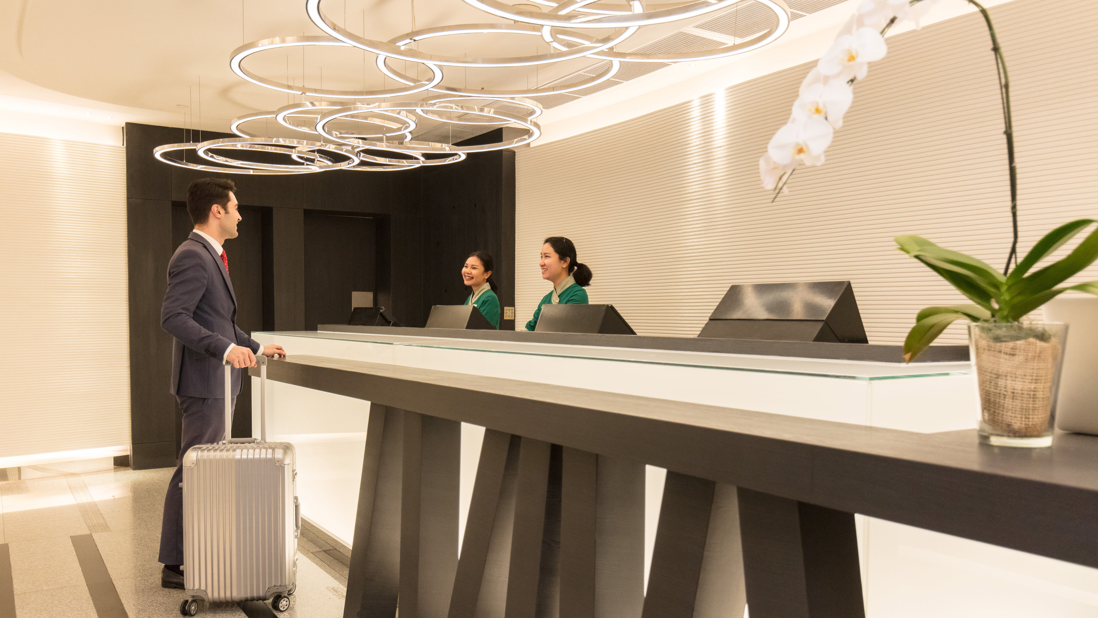 holiday inn bangkok by ihg