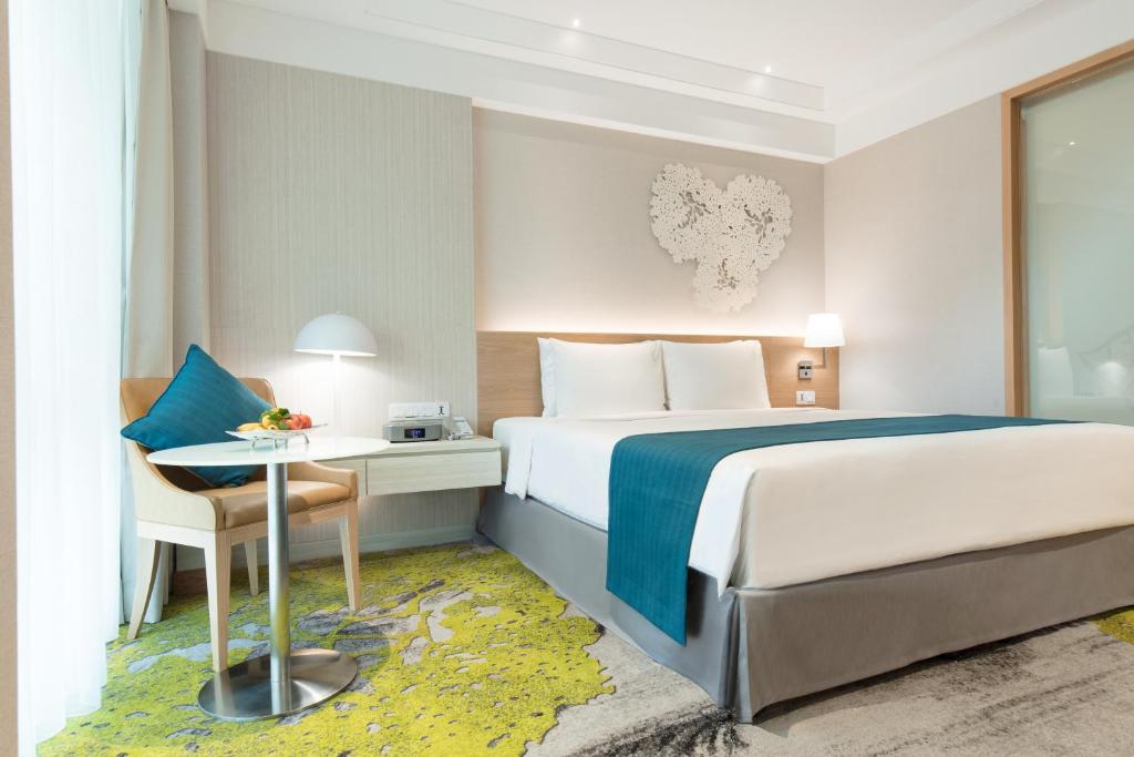 holiday inn bangkok by ihg