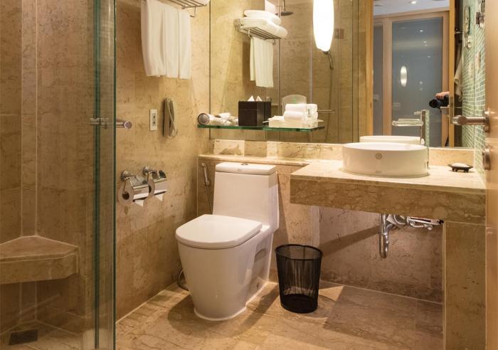 holiday inn bangkok by ihg