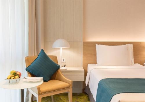 holiday inn bangkok by ihg