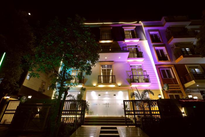 the blue vista hotel