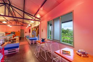 zostel pondicherry auroville road