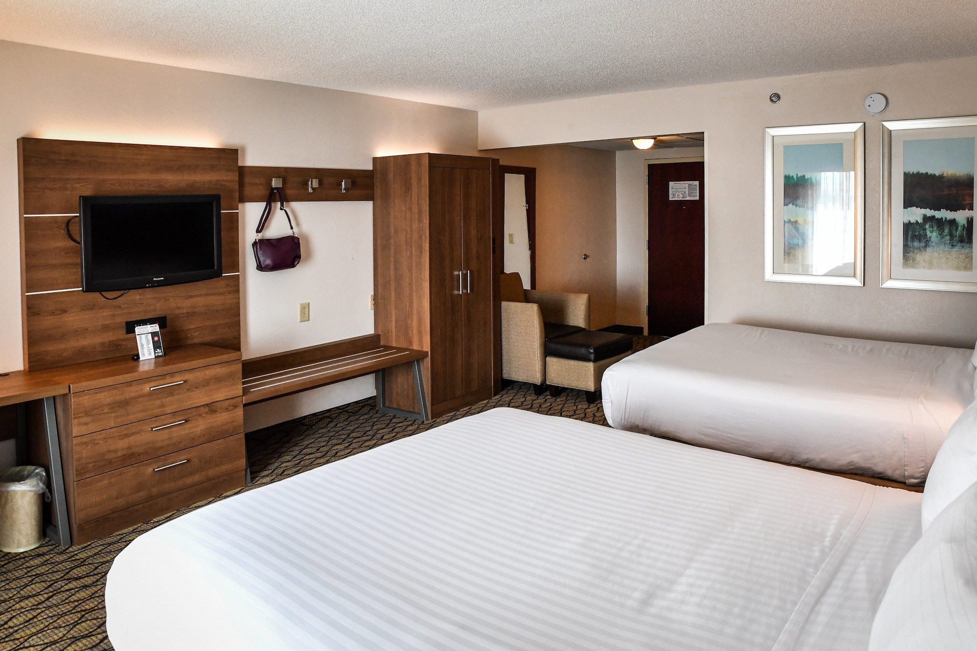 holiday inn express hotel and suites concord by ihg