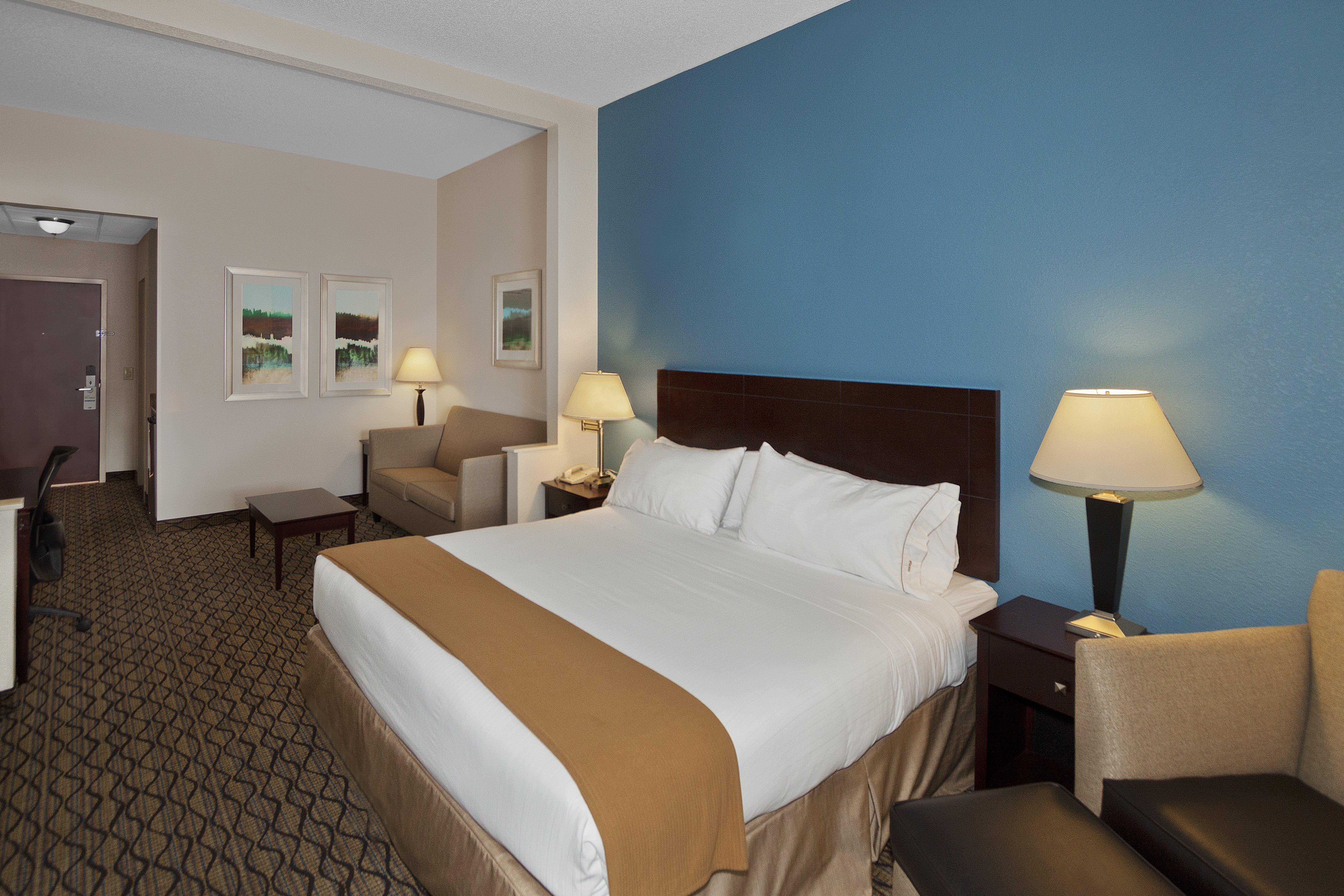 holiday inn express hotel and suites concord by ihg
