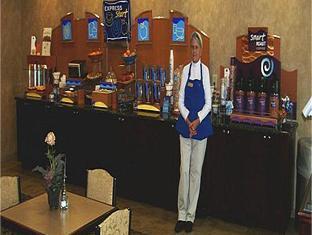 holiday inn express hotel and suites concord by ihg