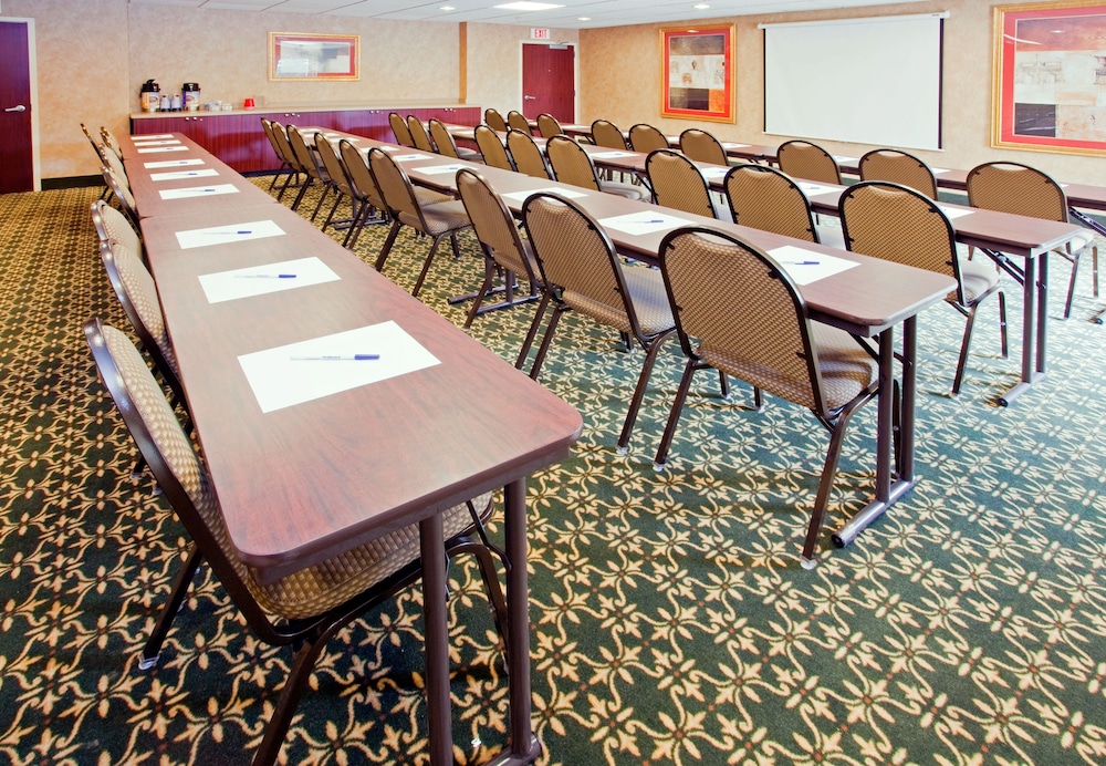 holiday inn express hotel and suites concord by ihg