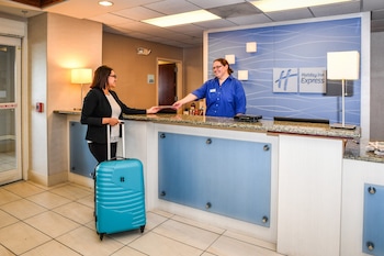 holiday inn express hotel and suites concord by ihg