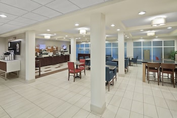 holiday inn express hotel and suites concord by ihg