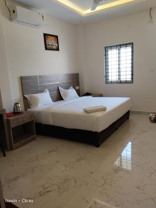 redfox hotel t nagar