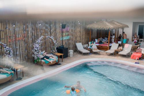 love beach club