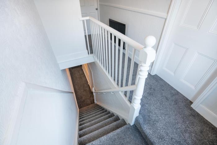 central 2 bedroom house parking