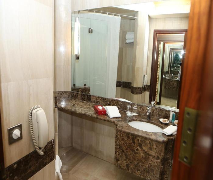 hotel the glory near delhi airport