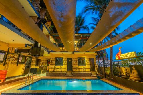 whoopers boutique morjim