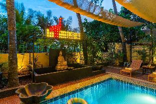 whoopers boutique morjim