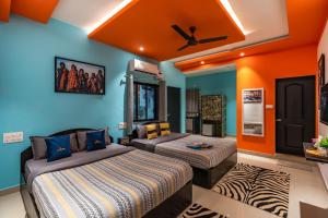 whoopers boutique morjim