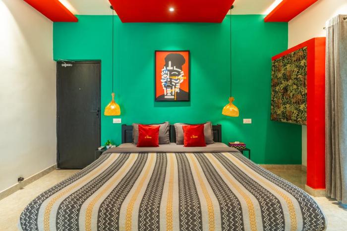 whoopers boutique morjim