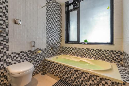 whoopers boutique morjim