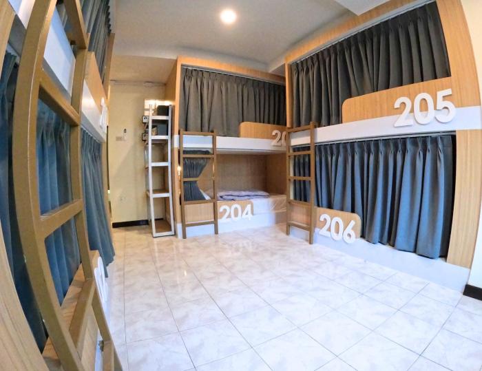 kpop hostel
