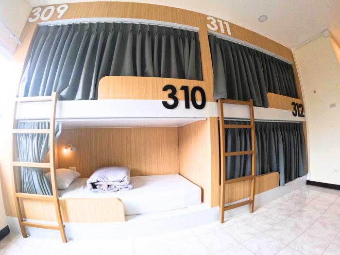 kpop hostel