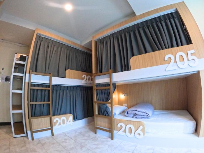 kpop hostel
