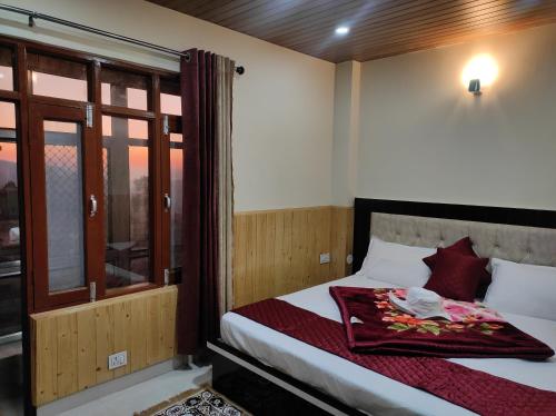 Vintage Woods Inn,,3 star