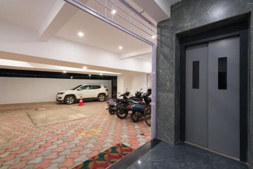 aafiya lakeview apartments