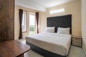 aafiya lakeview apartments