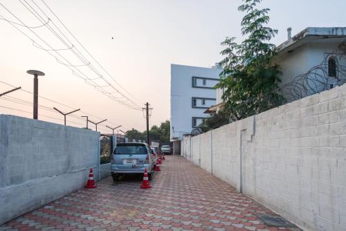 Aafiya Lakeview Apartments,,3 star