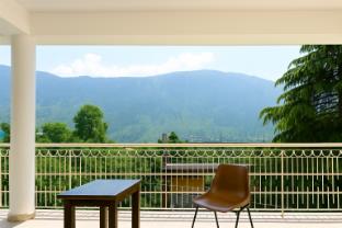 beholden stay and cafe