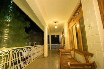 beholden stay and cafe