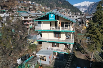 beholden stay and cafe