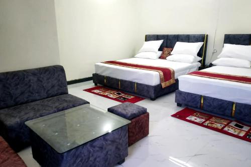 Hotel Kumkum Chhaya,,5 star