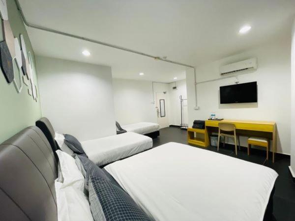 halo rooms hotel