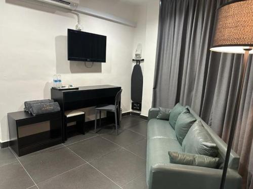 halo rooms hotel