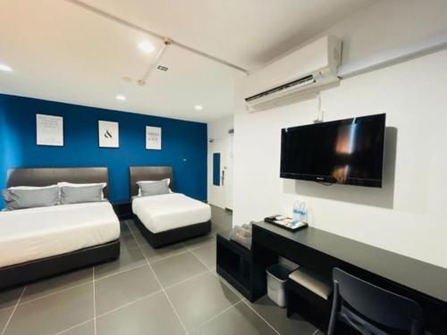 halo rooms hotel