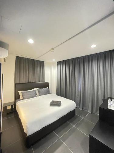 halo rooms hotel